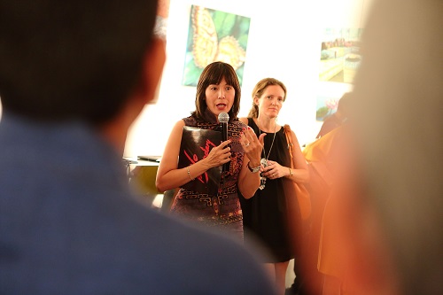Jennifer Tan addressing the guests at the "No Boundary" art exhibition, by The Studio @ KL at Seni Art Gallery, Mont Kiara.